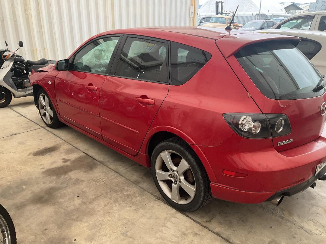 Photo '3' of Mazda Axela Photo '3' of Mazda Axela