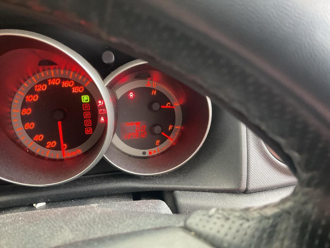 Photo '8' of Mazda Axela Photo '8' of Mazda Axela