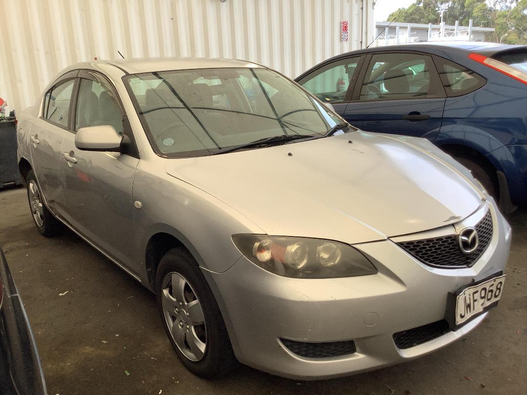 Photo '4' of Mazda Axela