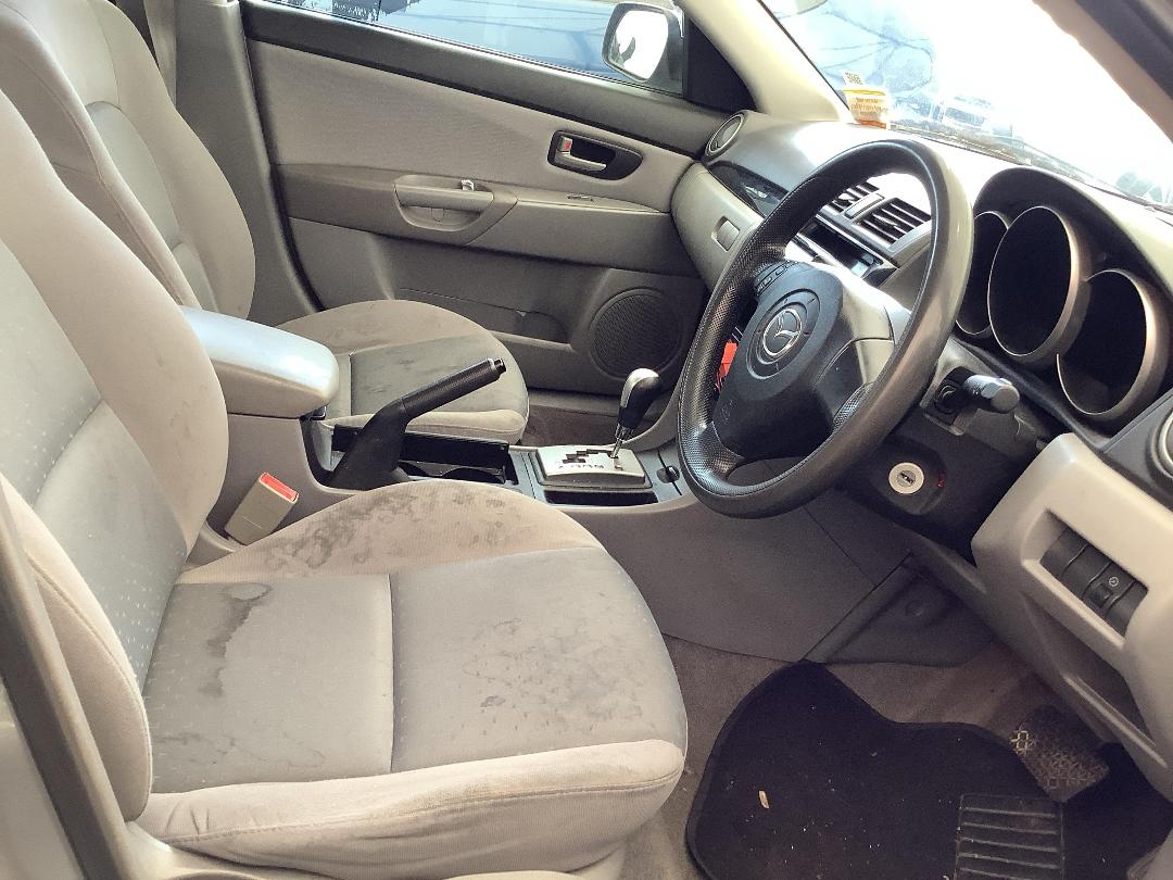 Photo '12' of Mazda Axela