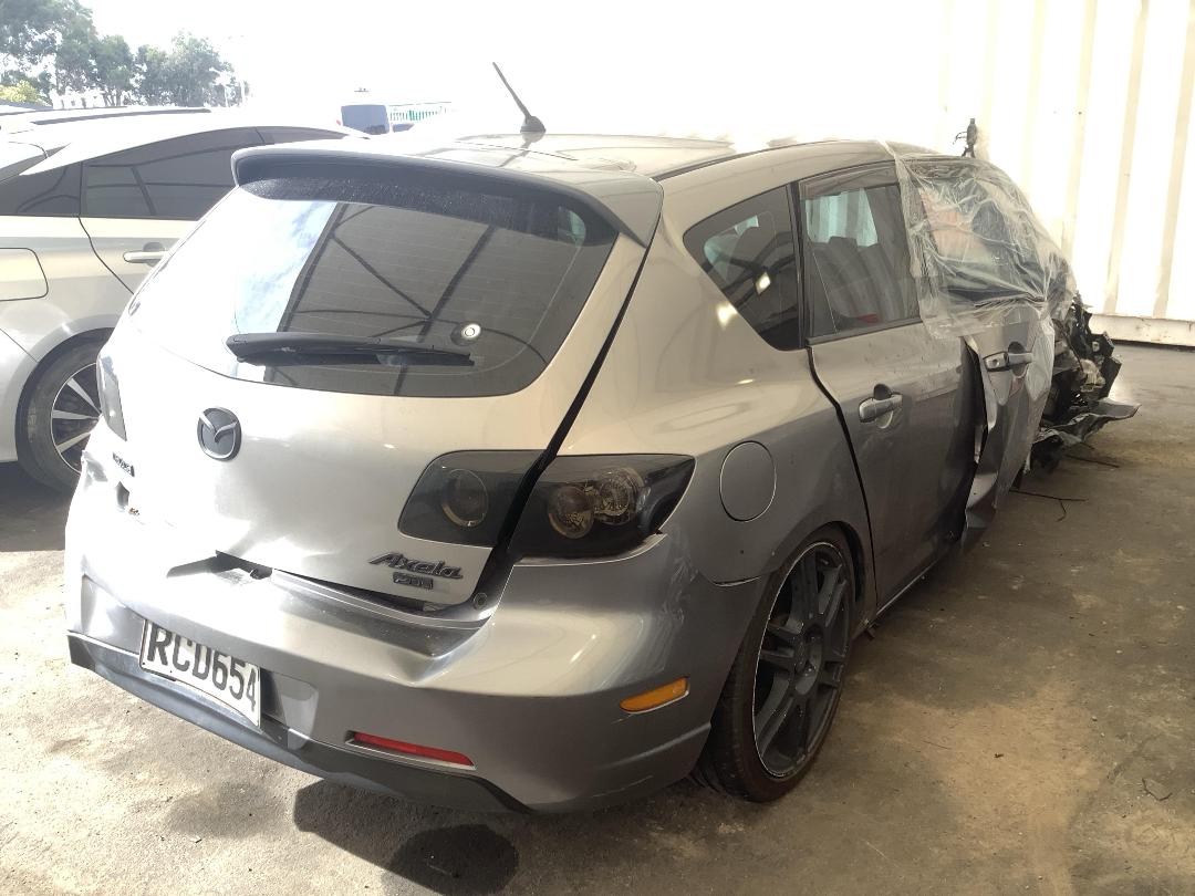 Photo '8' of Mazda Axela Photo '8' of Mazda Axela