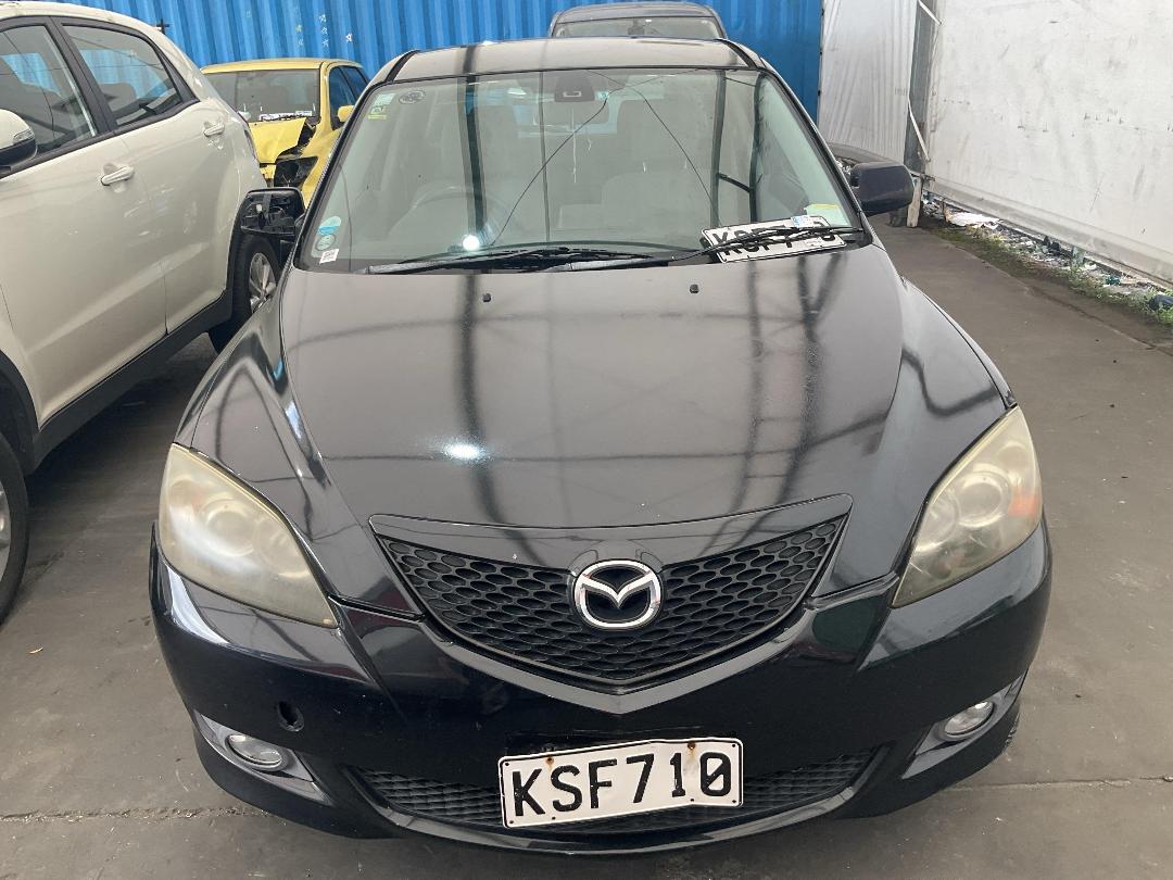 Photo '2' of Mazda Axela Photo '2' of Mazda Axela