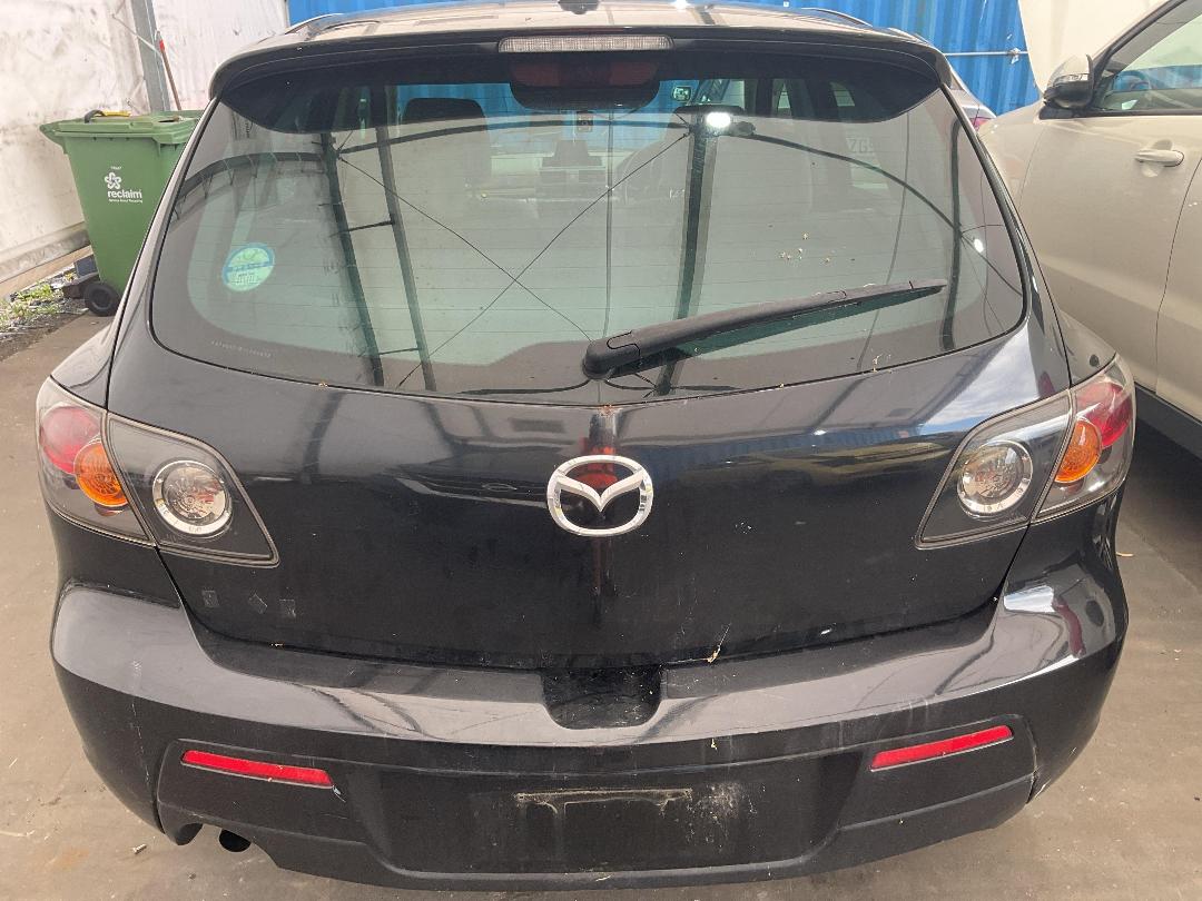 Photo '5' of Mazda Axela Photo '5' of Mazda Axela