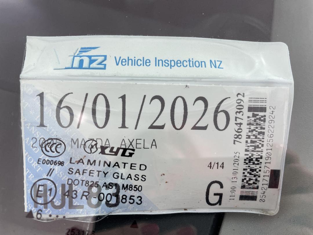 Photo '25' of Mazda Axela