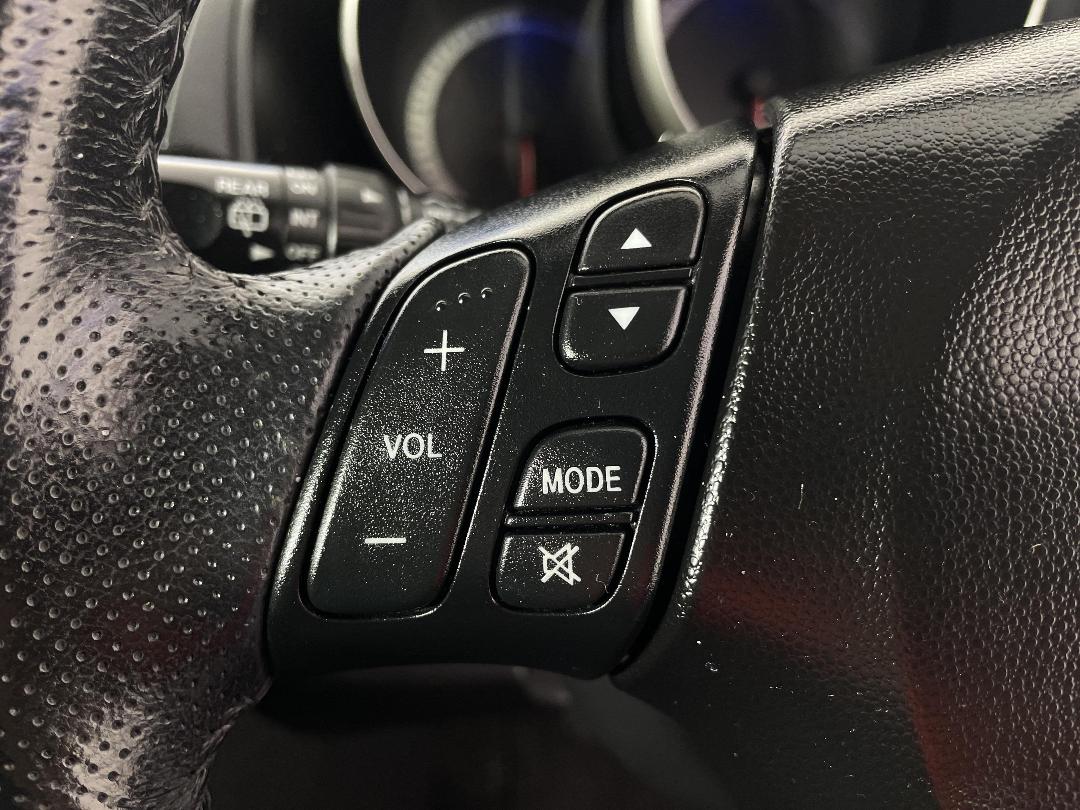 Photo '23' of Mazda Axela