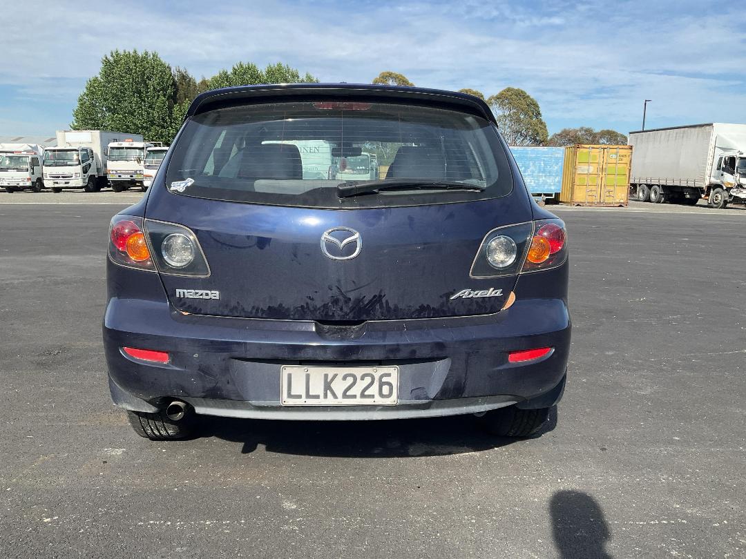 Photo '4' of Mazda Axela Photo '4' of Mazda Axela