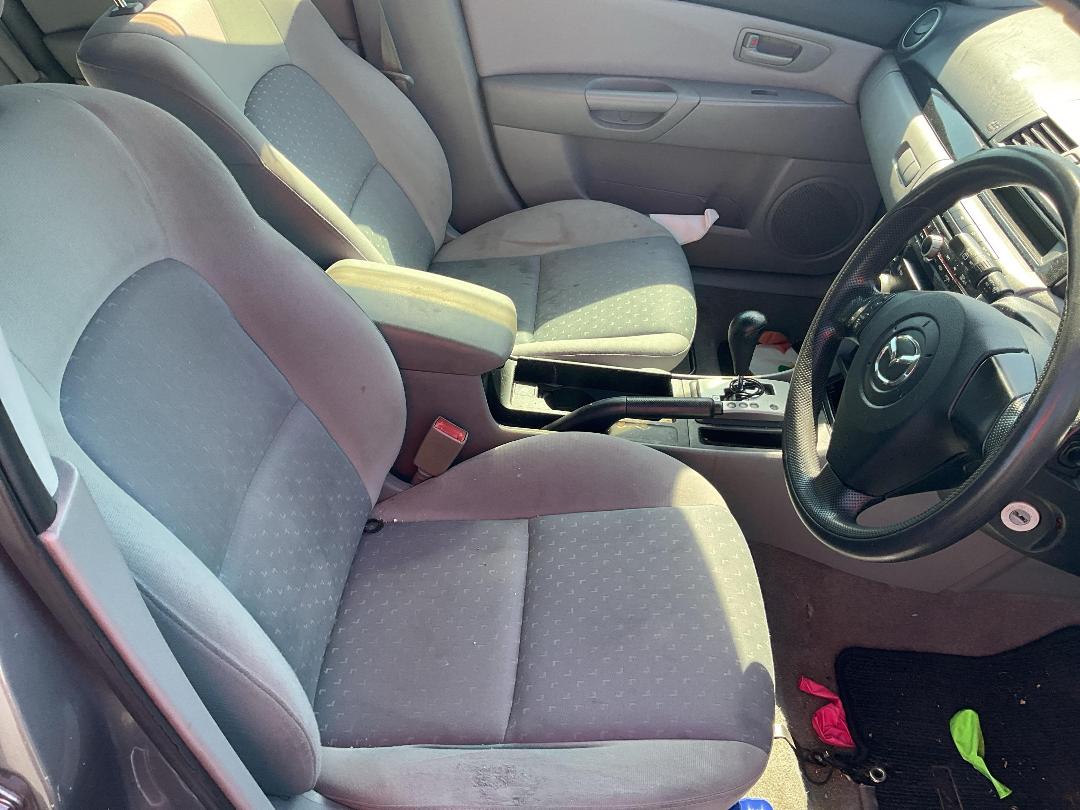 Photo '14' of Mazda Axela