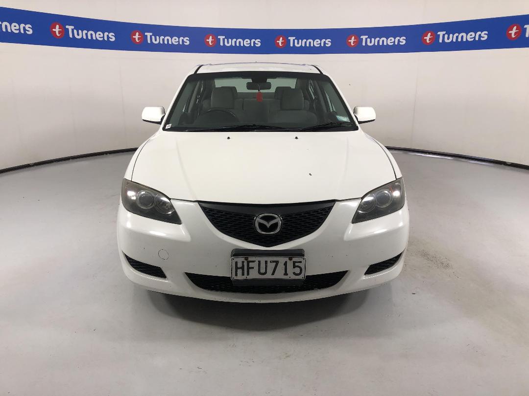 Photo '2' of Mazda Axela