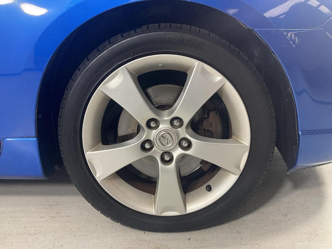 Photo '9' of Mazda Axela