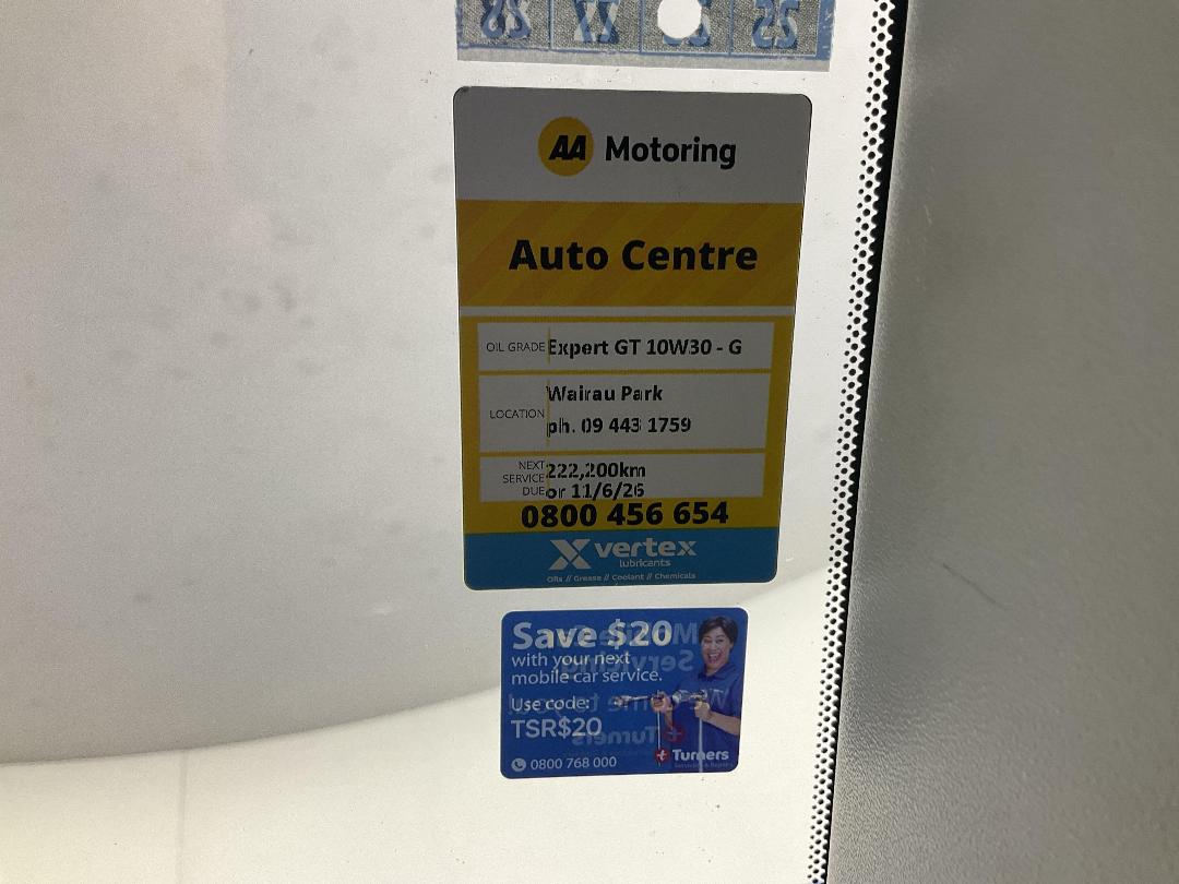 Photo '23' of Mazda Axela