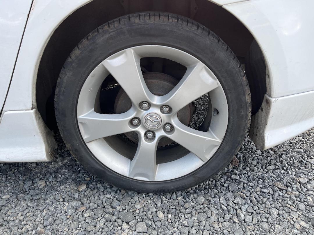 Photo '9' of Mazda Axela