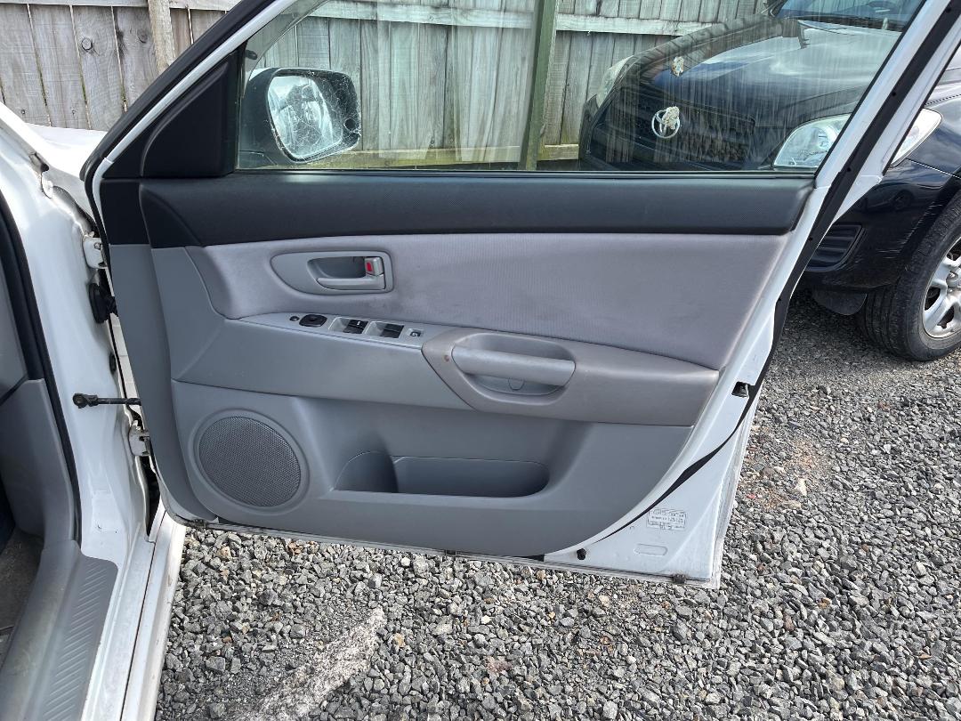 Photo '13' of Mazda Axela