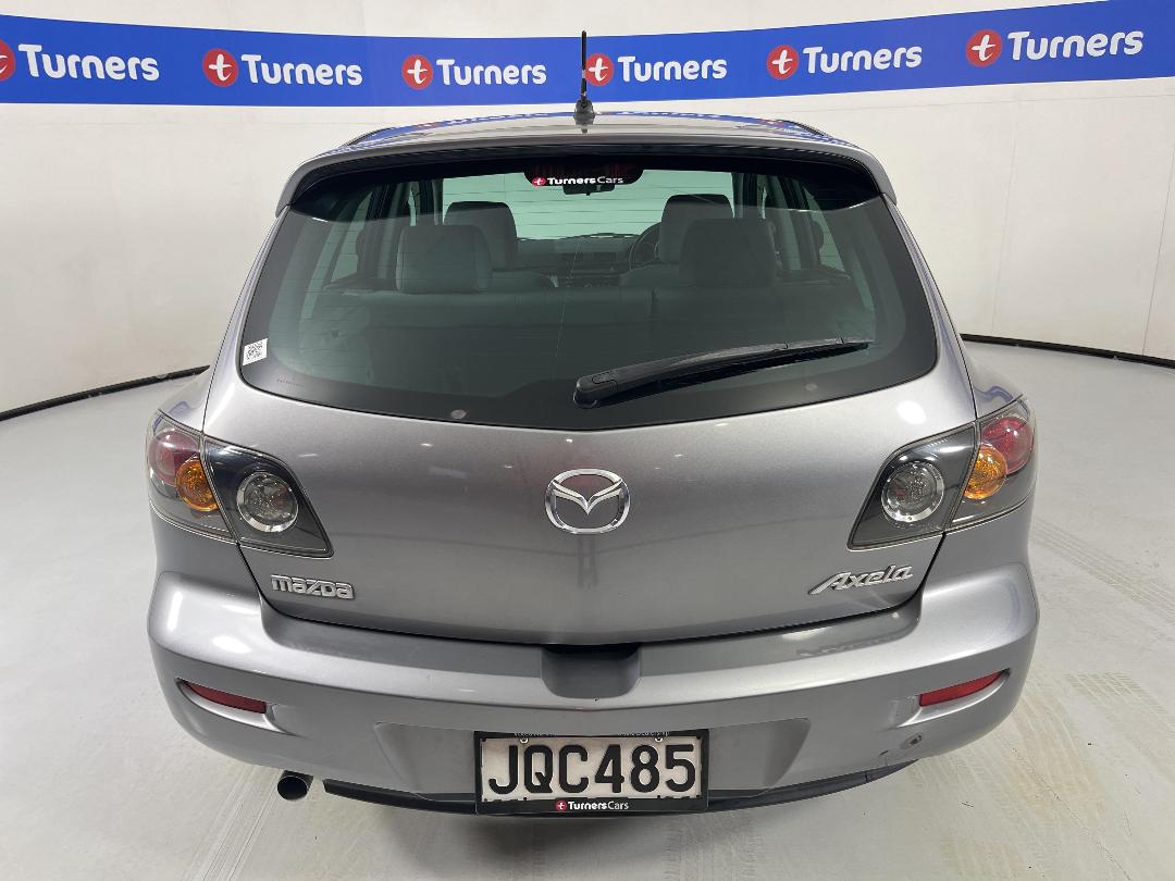 Photo '6' of Mazda Axela