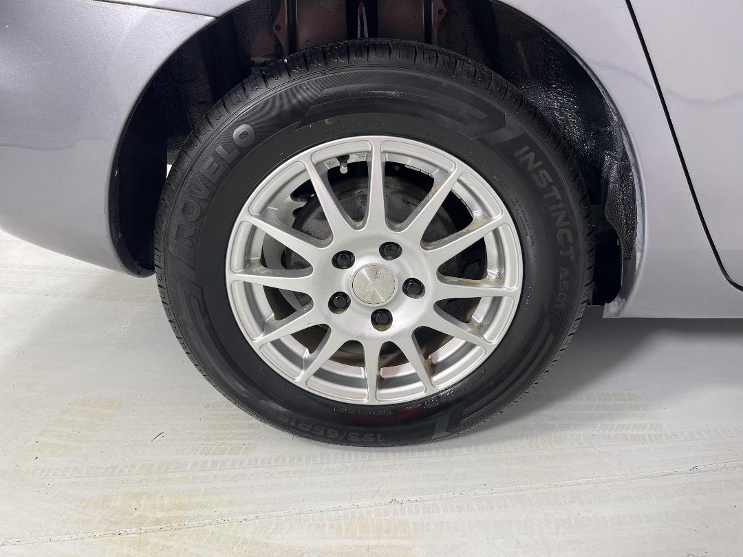 Photo '12' of Mazda Axela