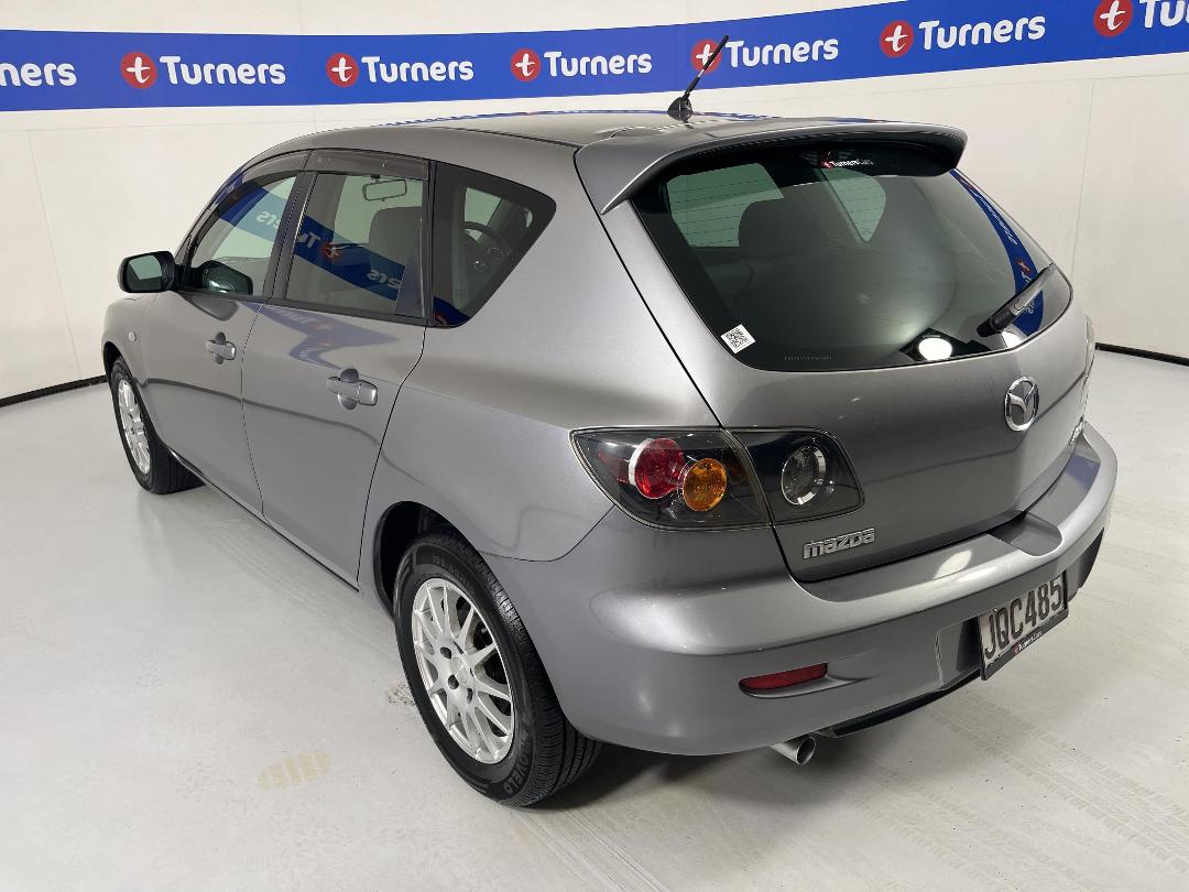 Photo '5' of Mazda Axela