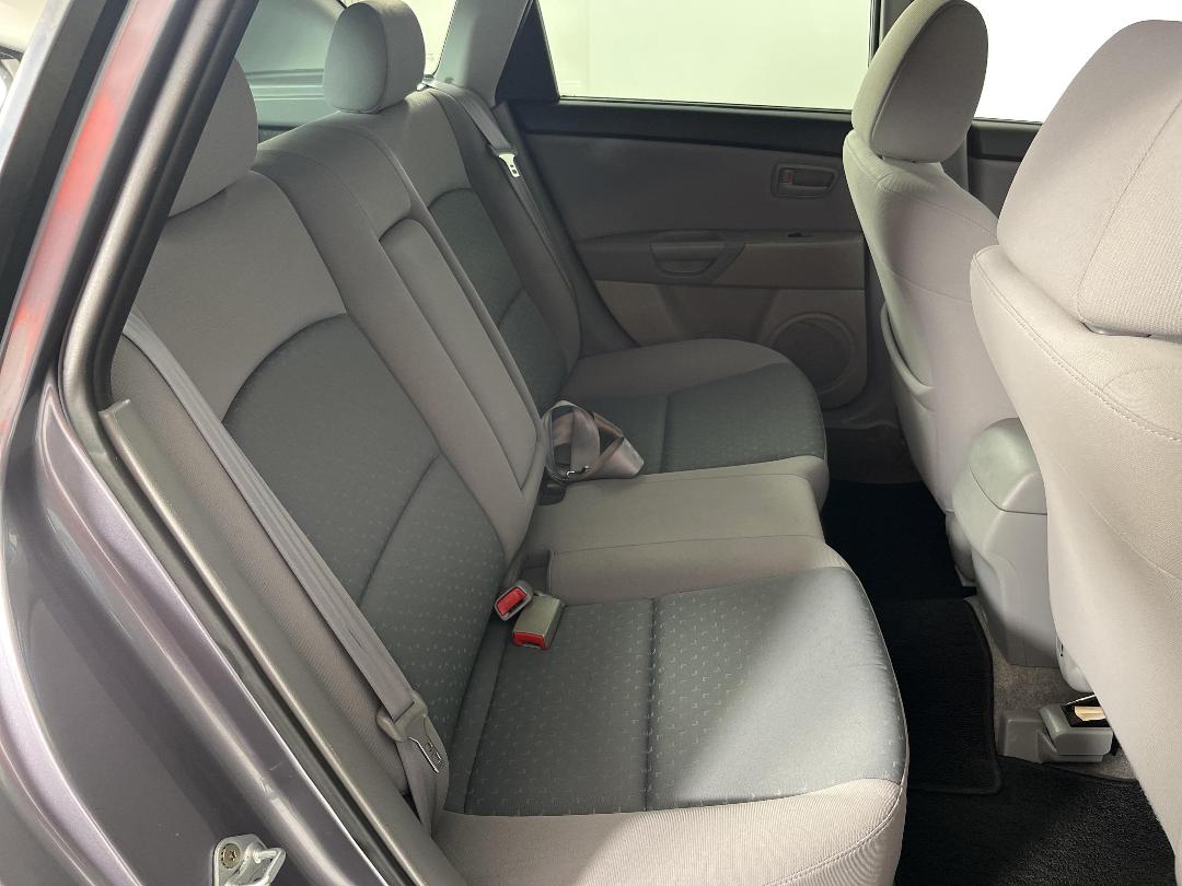 Photo '20' of Mazda Axela