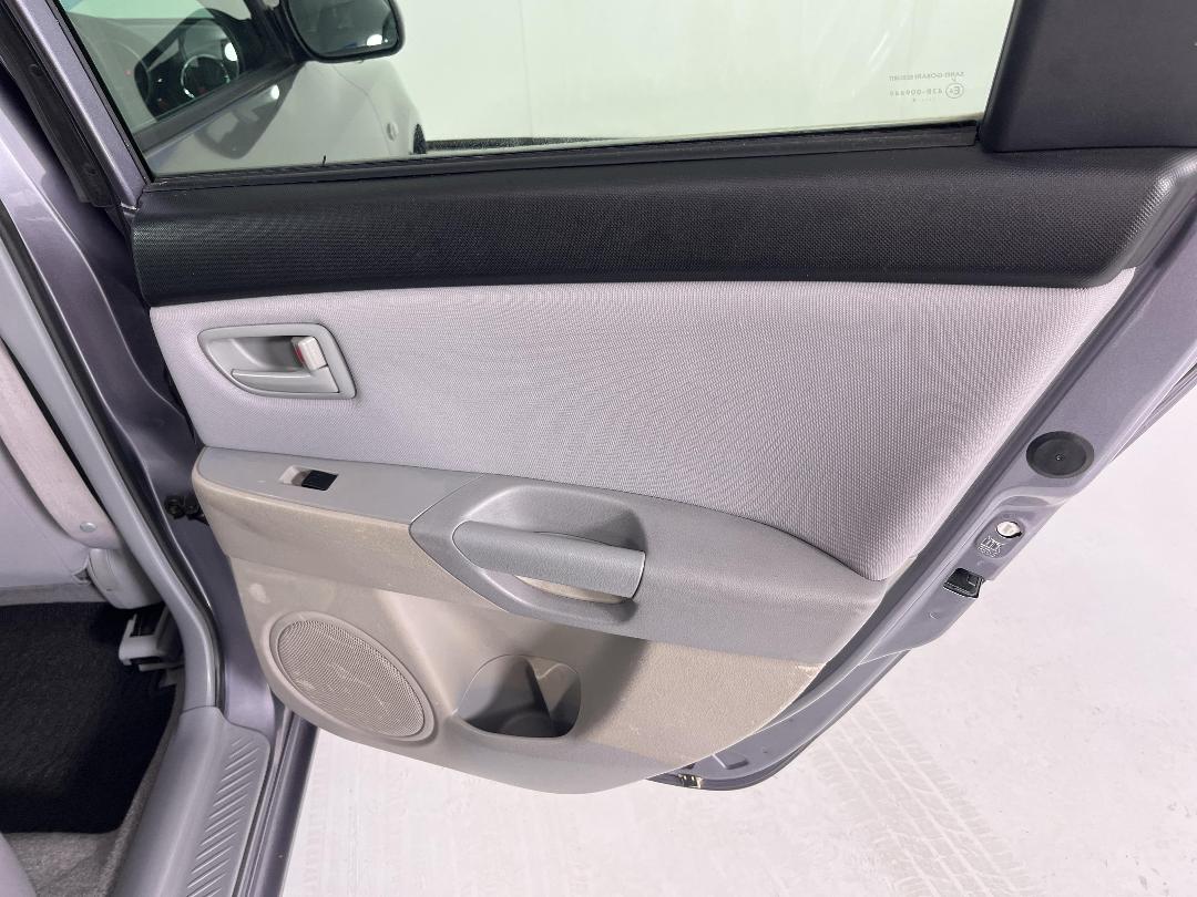 Photo '19' of Mazda Axela