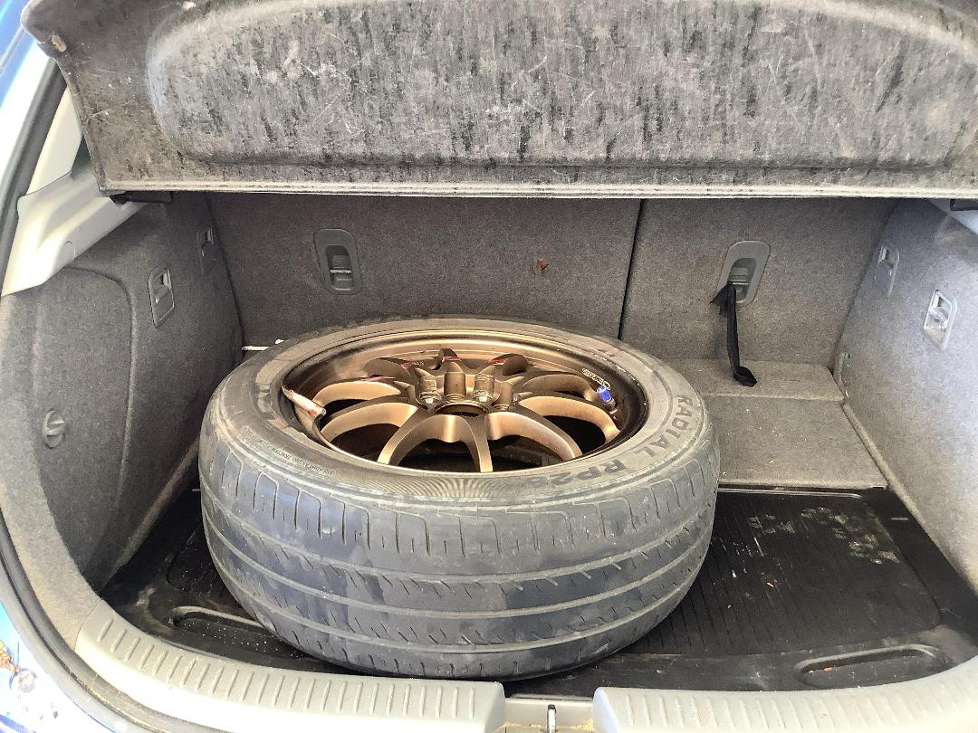 Photo '8' of Mazda Axela Photo '8' of Mazda Axela