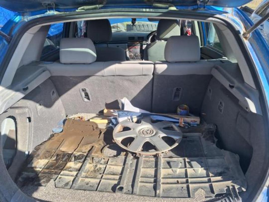 Photo '8' of Mazda Axela