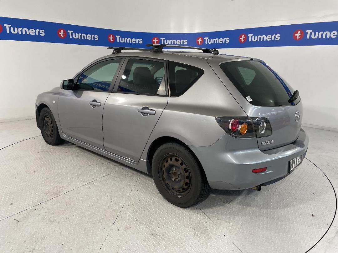 Photo '5' of Mazda Axela