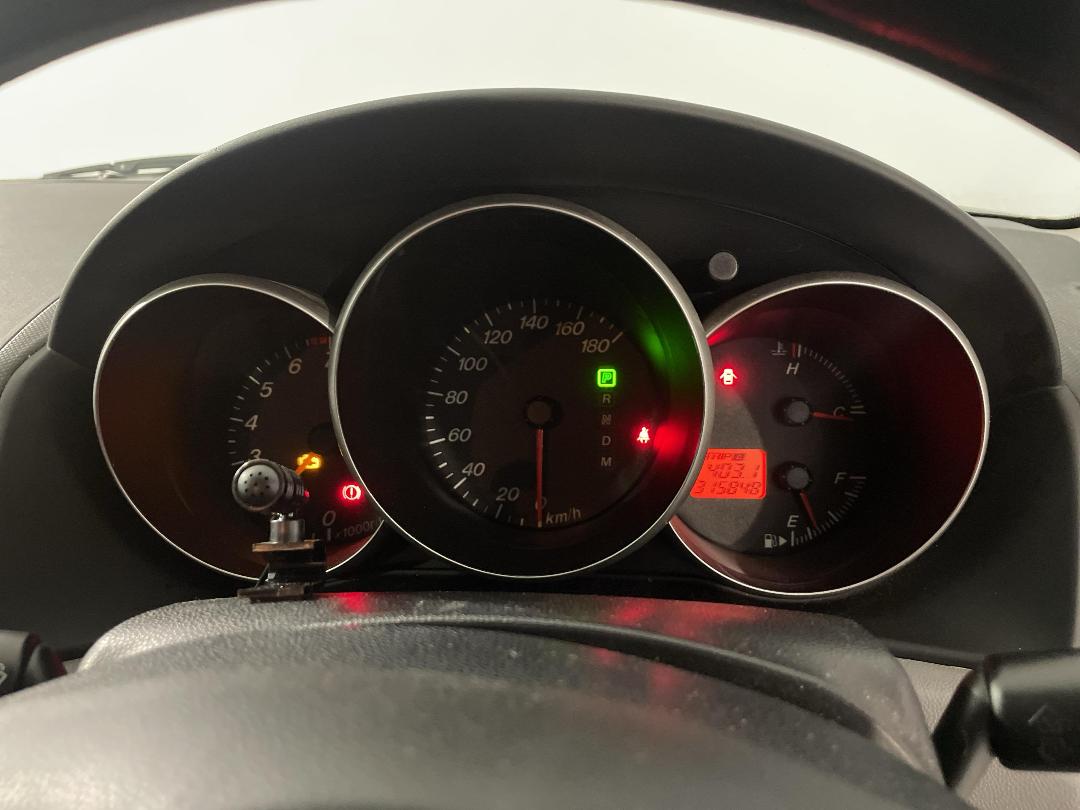 Photo '21' of Mazda Axela