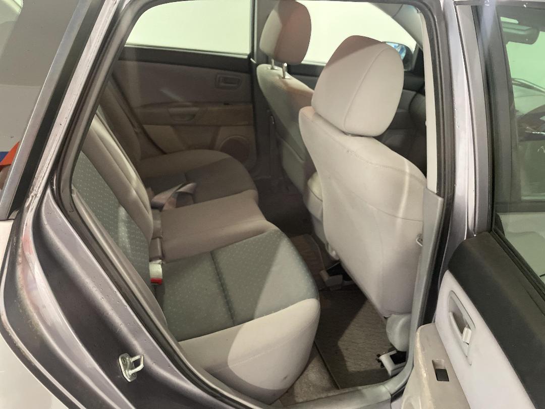 Photo '20' of Mazda Axela