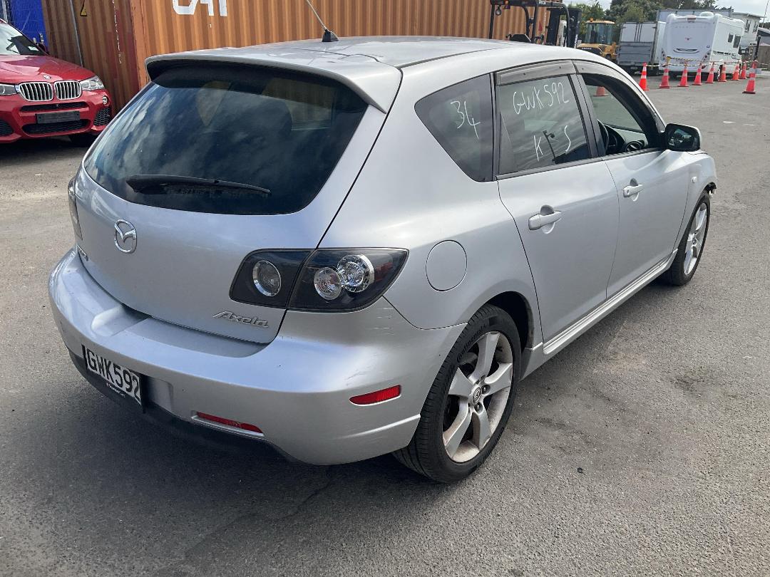 Photo '6' of Mazda Axela