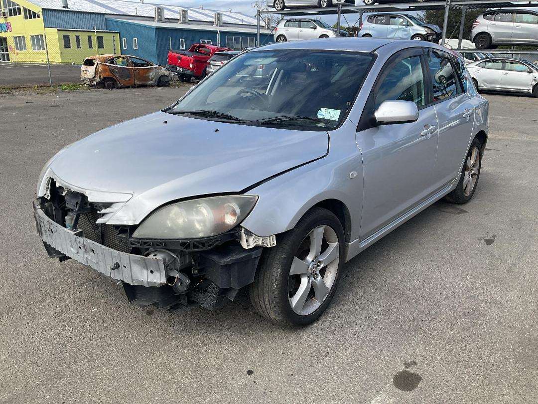 Photo '3' of Mazda Axela