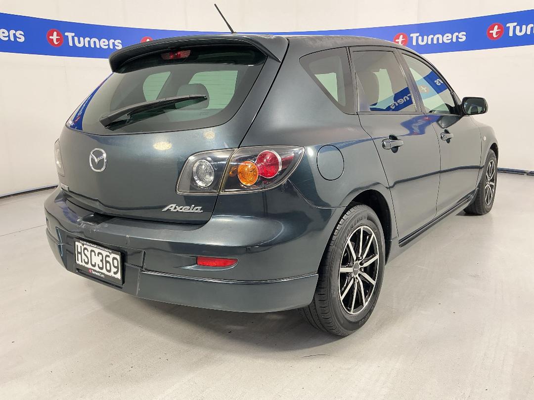 Photo '7' of Mazda Axela