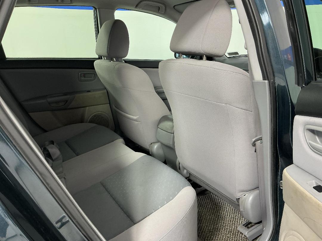 Photo '20' of Mazda Axela