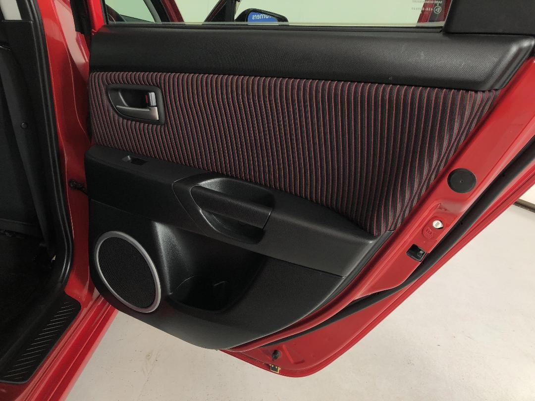 Photo '19' of Mazda Axela Photo '19' of Mazda Axela