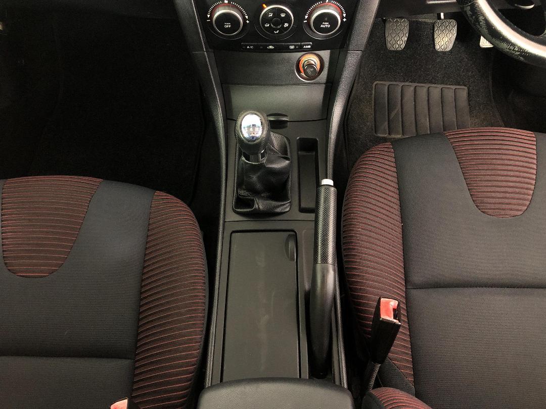 Photo '18' of Mazda Axela Photo '18' of Mazda Axela