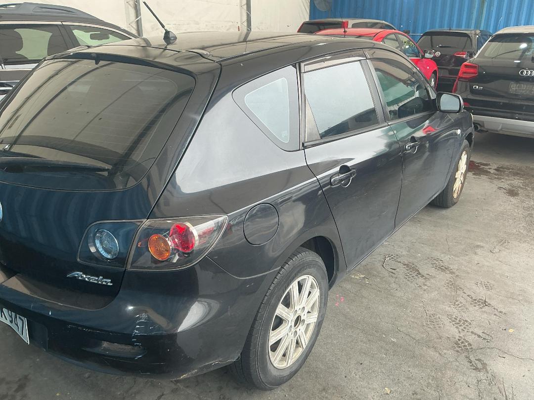 Photo '5' of Mazda Axela Photo '5' of Mazda Axela