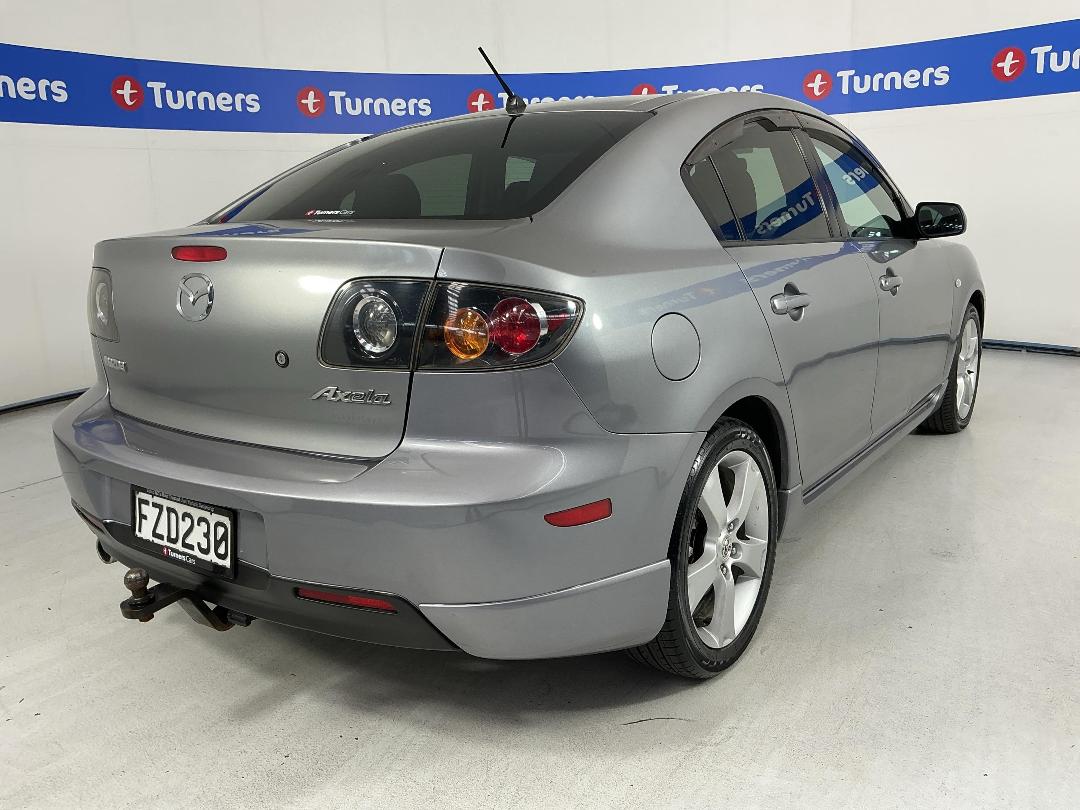 Photo '7' of Mazda Axela