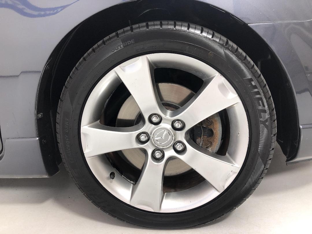 Photo '9' of Mazda Axela