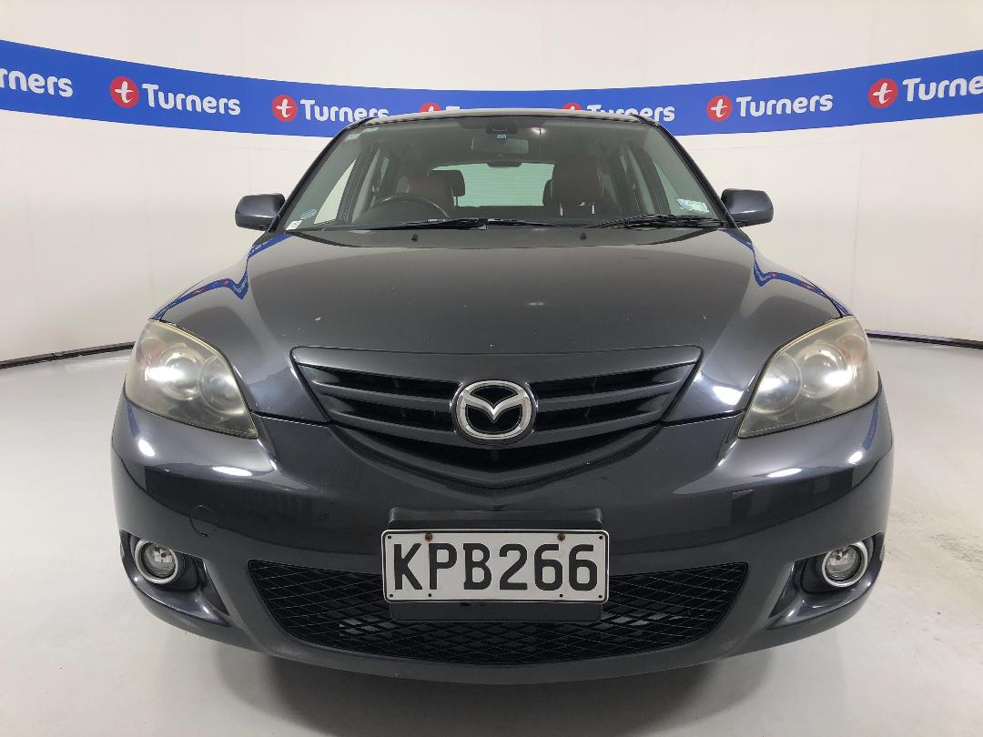 Photo '2' of Mazda Axela