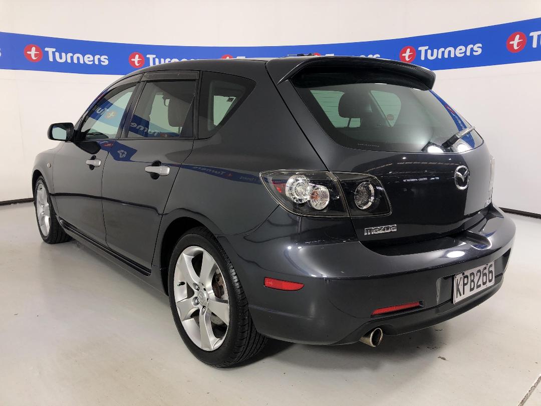 Photo '5' of Mazda Axela