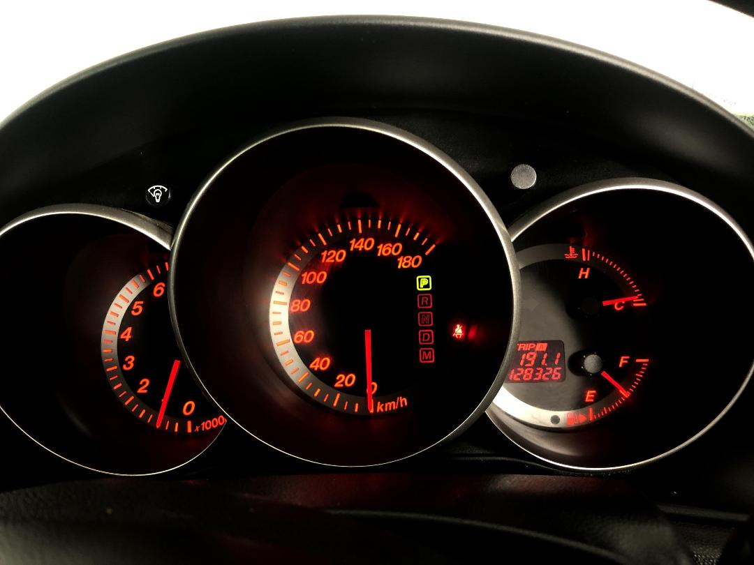 Photo '21' of Mazda Axela