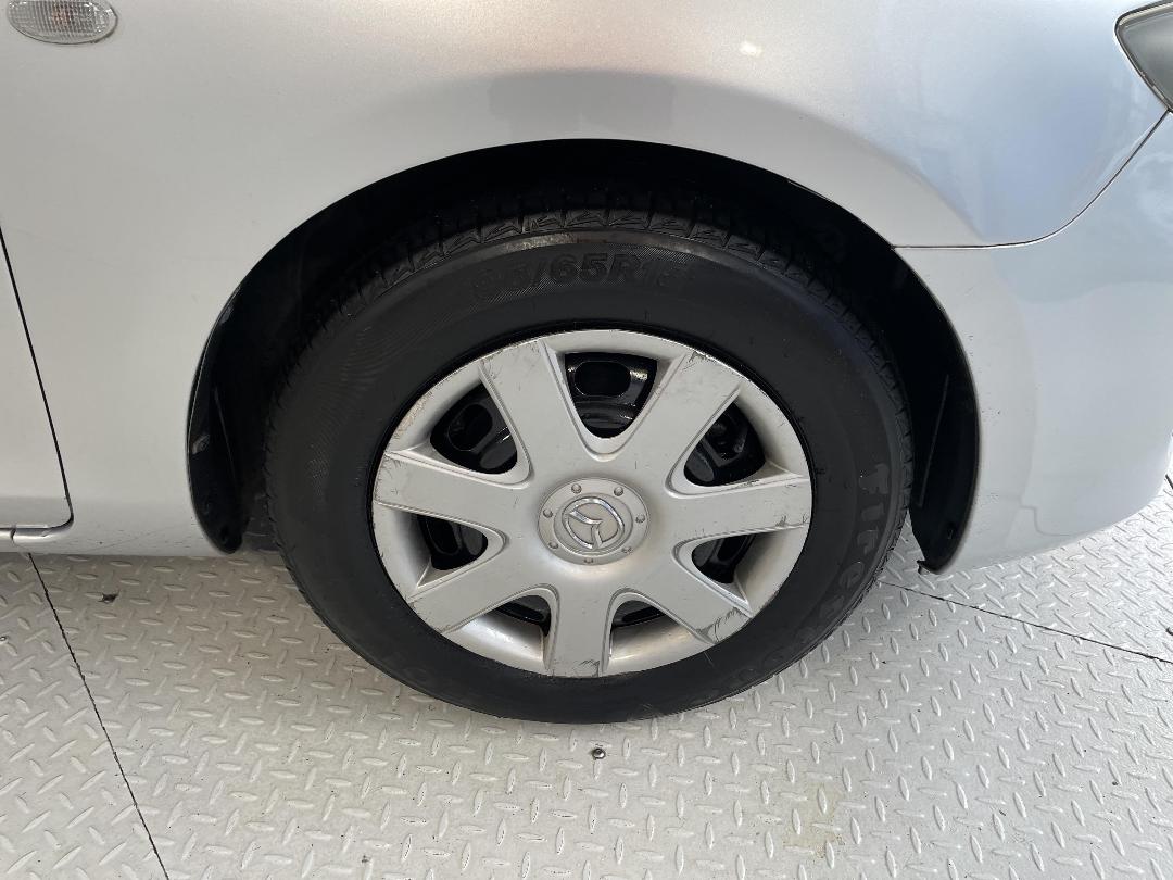 Photo '9' of Mazda Axela