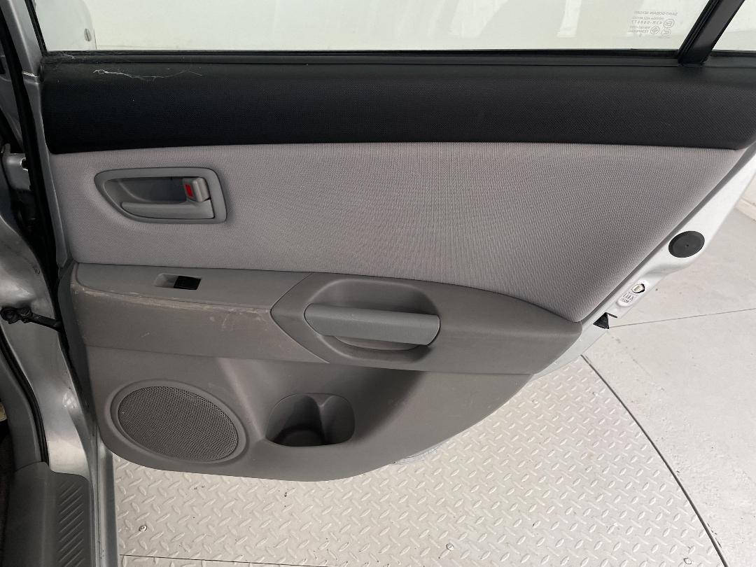 Photo '19' of Mazda Axela