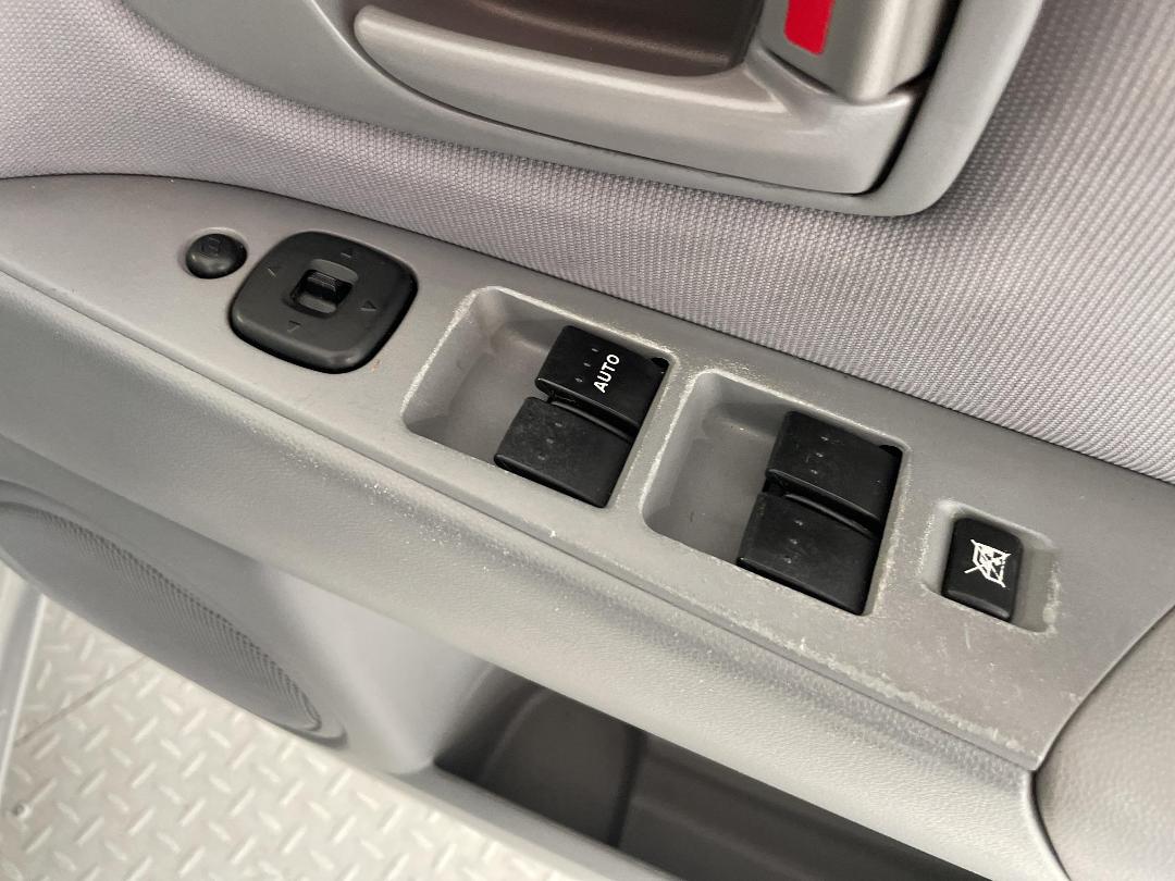 Photo '24' of Mazda Axela