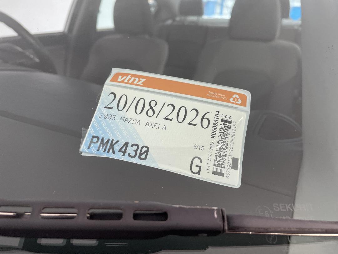 Photo '33' of Mazda Axela