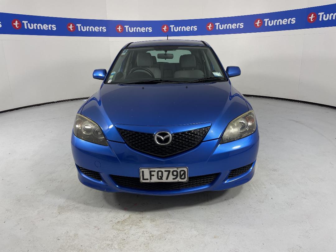 Photo '2' of Mazda Axela