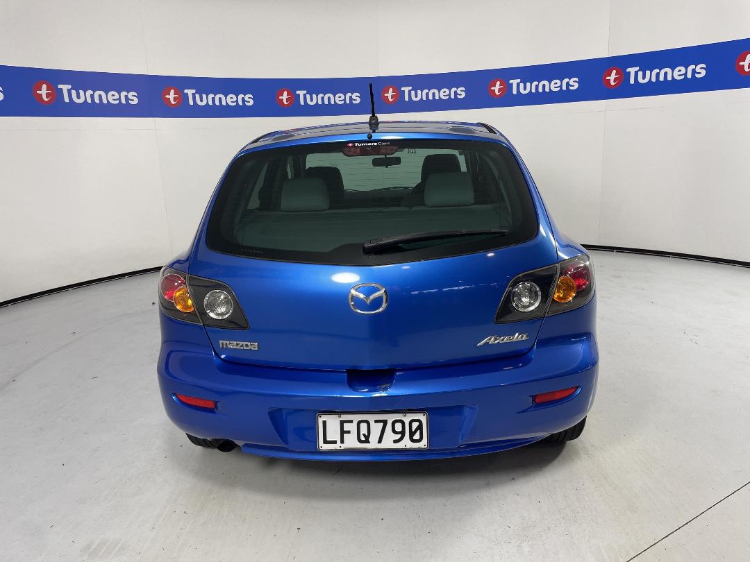 Photo '6' of Mazda Axela