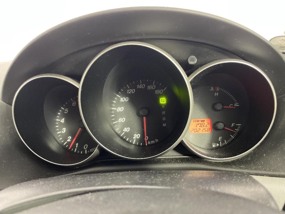 Photo '21' of Mazda Axela