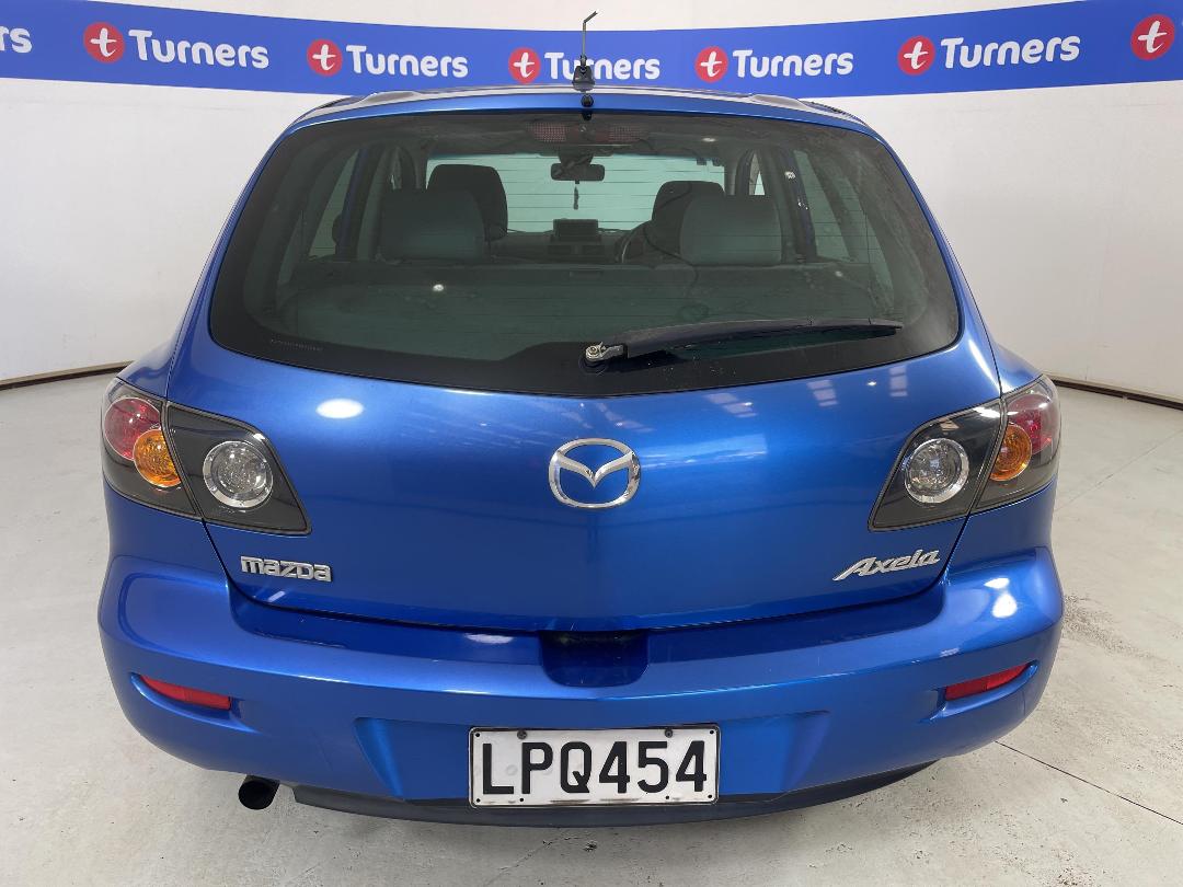 Photo '6' of Mazda Axela