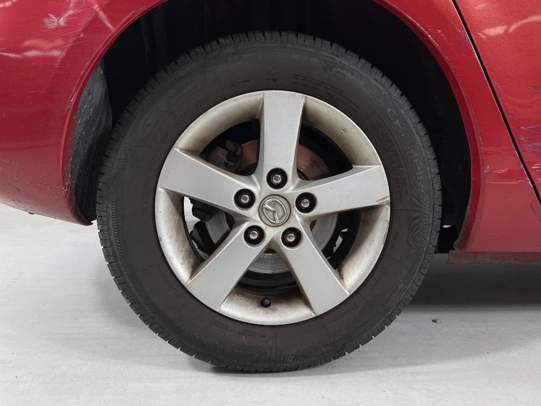 Photo '10' of Mazda Axela