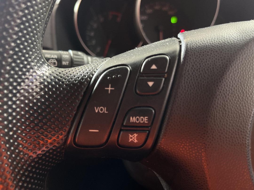 Photo '21' of Mazda Axela