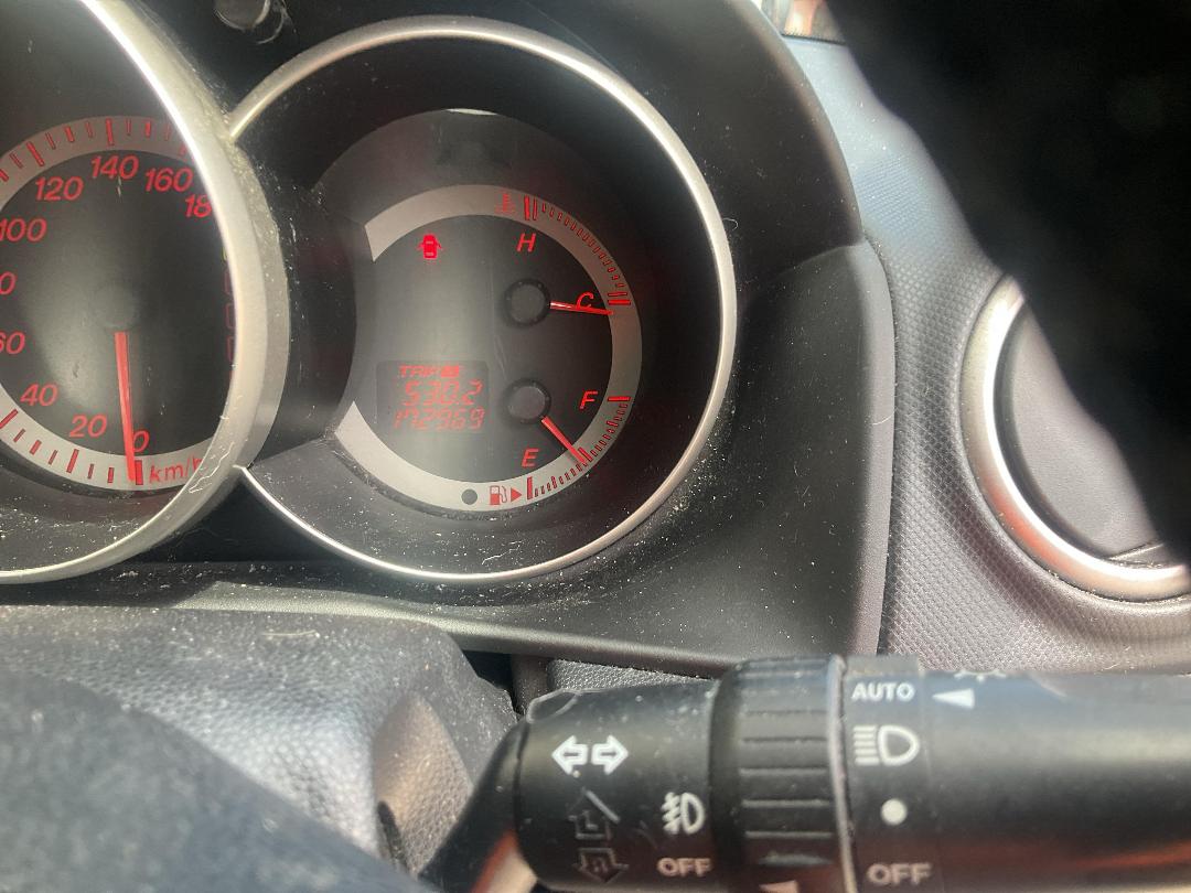 Photo '8' of Mazda Axela