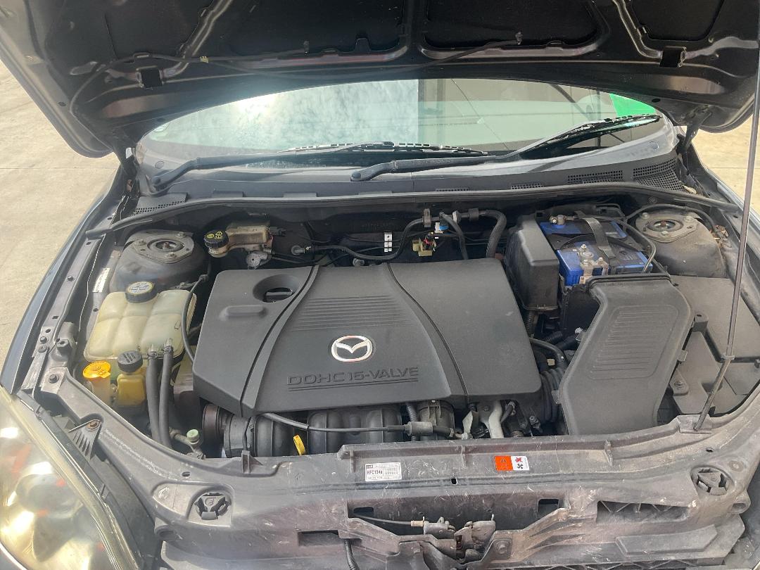 Photo '10' of Mazda Axela